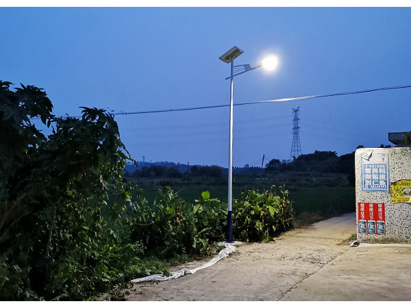 農(nóng)村太陽能路燈
