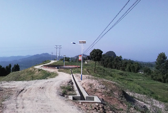 四川太陽能路燈