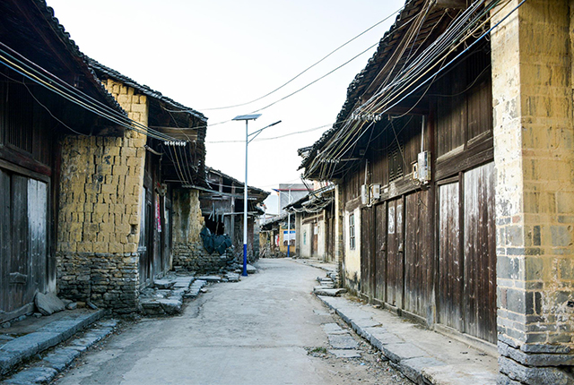 新農村道路建設太陽能路燈